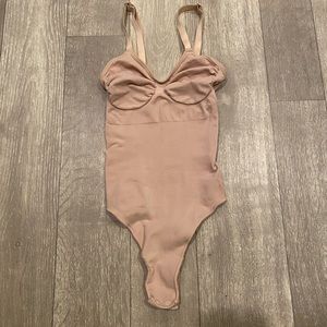 SKIMS Seamless Sculpt Thong Bodysuit Clay Size XXS/XS SH-BST-0288 NWOT